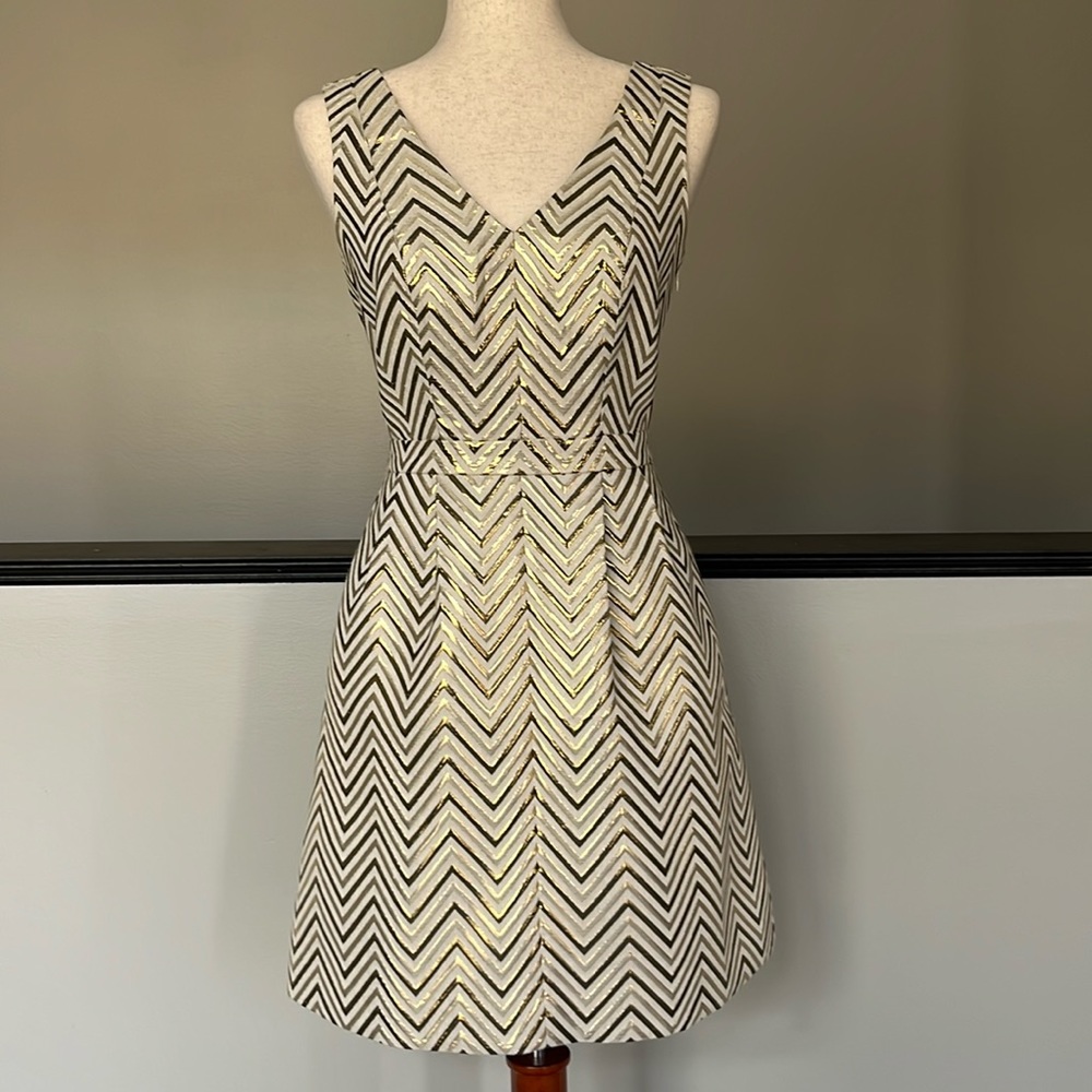 J Crew Cream & Gold Metallic Dress‎ / SZ 2